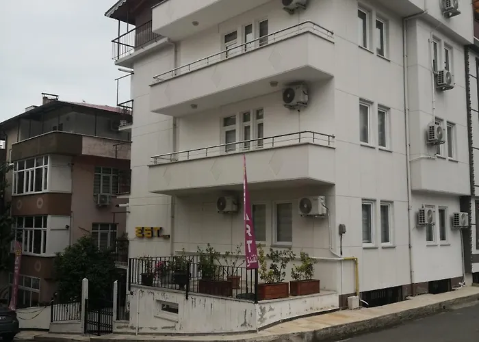 Est Suite Apart